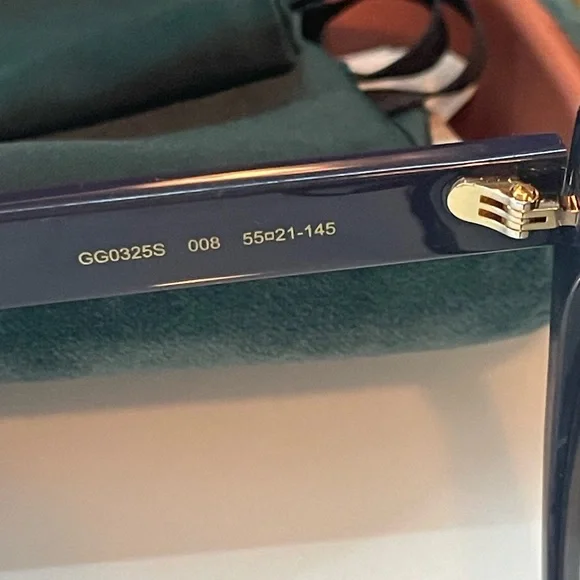 NWT authentic Gucci Womens Cat Eye Blue Fashion sunglasses .๐๐๐ - Picture 12 of 15